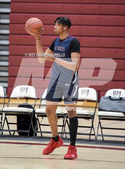 Thumbnail 2 in Sacramento Adventist vs. La Quinta (Rancho Mirage Holiday Invitational) photogallery.