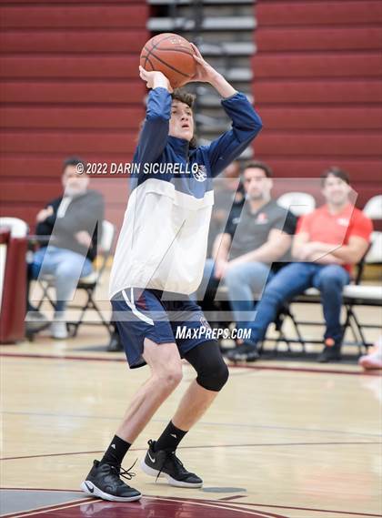 Thumbnail 1 in Sacramento Adventist vs. La Quinta (Rancho Mirage Holiday Invitational) photogallery.