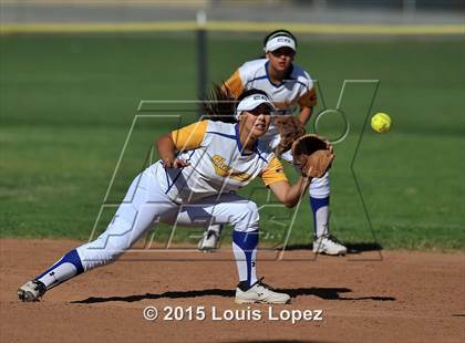 Thumbnail 3 in Redlands @ Charter Oak photogallery.