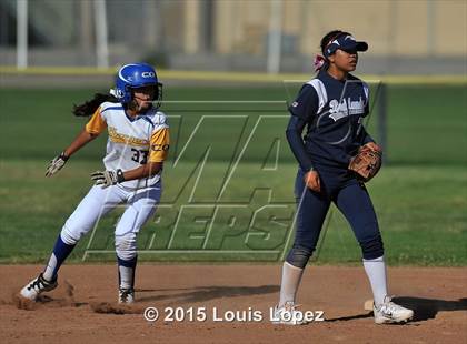 Thumbnail 1 in Redlands @ Charter Oak photogallery.
