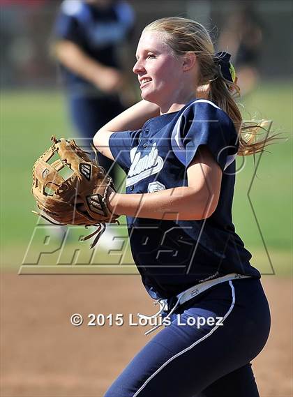 Thumbnail 3 in Redlands @ Charter Oak photogallery.