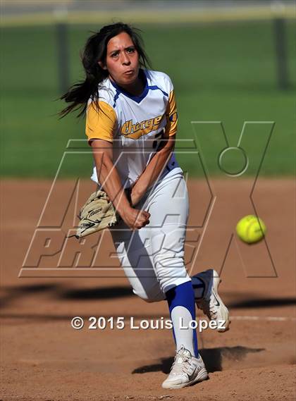 Thumbnail 2 in Redlands @ Charter Oak photogallery.