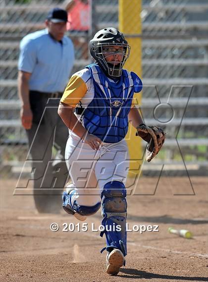 Thumbnail 1 in Redlands @ Charter Oak photogallery.