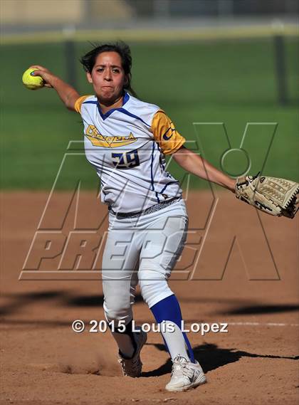 Thumbnail 3 in Redlands @ Charter Oak photogallery.