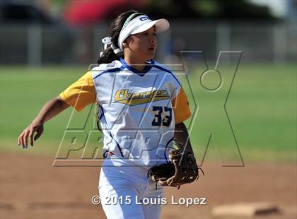 Thumbnail 2 in Redlands @ Charter Oak photogallery.