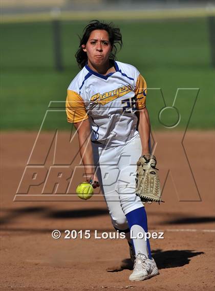 Thumbnail 3 in Redlands @ Charter Oak photogallery.