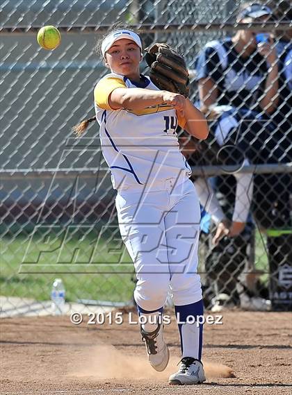 Thumbnail 3 in Redlands @ Charter Oak photogallery.