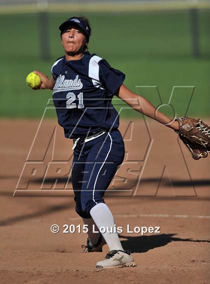 Thumbnail 1 in Redlands @ Charter Oak photogallery.