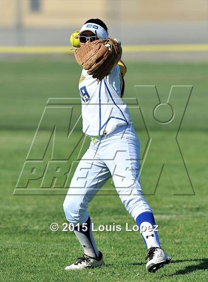 Thumbnail 3 in Redlands @ Charter Oak photogallery.