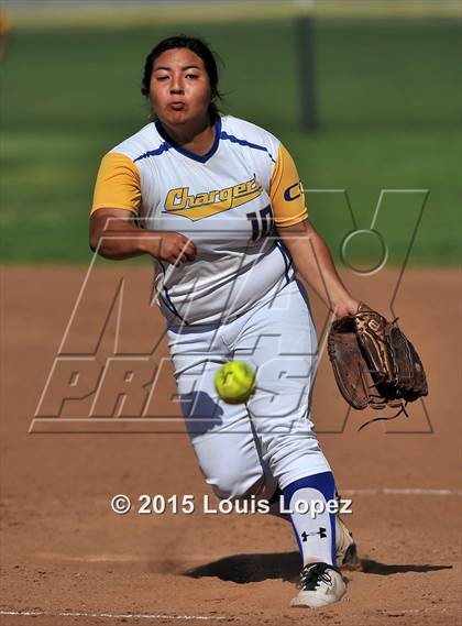 Thumbnail 2 in Redlands @ Charter Oak photogallery.