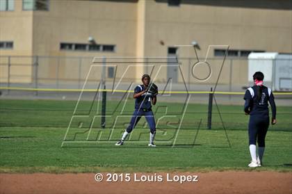 Thumbnail 1 in Redlands @ Charter Oak photogallery.