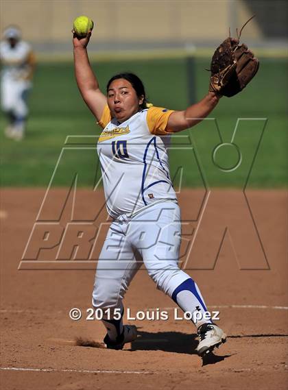 Thumbnail 3 in Redlands @ Charter Oak photogallery.