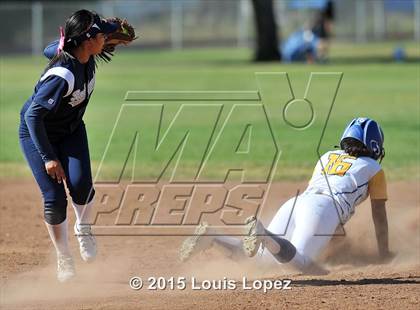 Thumbnail 3 in Redlands @ Charter Oak photogallery.