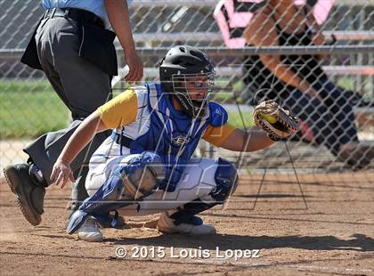 Thumbnail 1 in Redlands @ Charter Oak photogallery.