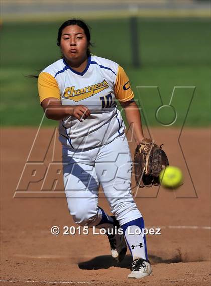 Thumbnail 3 in Redlands @ Charter Oak photogallery.