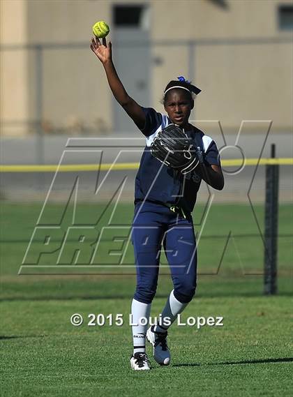 Thumbnail 2 in Redlands @ Charter Oak photogallery.