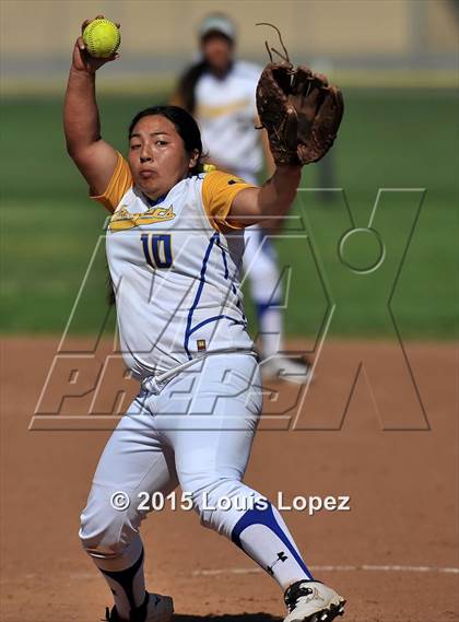 Thumbnail 1 in Redlands @ Charter Oak photogallery.