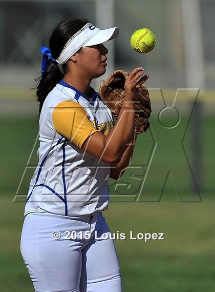 Thumbnail 1 in Redlands @ Charter Oak photogallery.