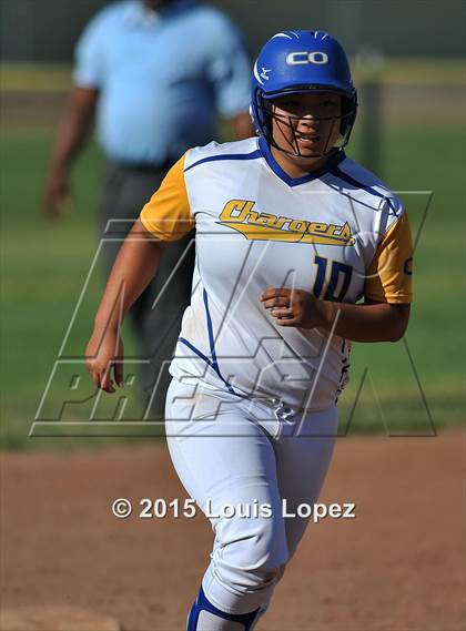 Thumbnail 2 in Redlands @ Charter Oak photogallery.