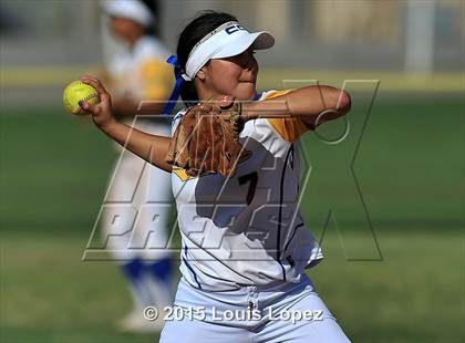 Thumbnail 1 in Redlands @ Charter Oak photogallery.