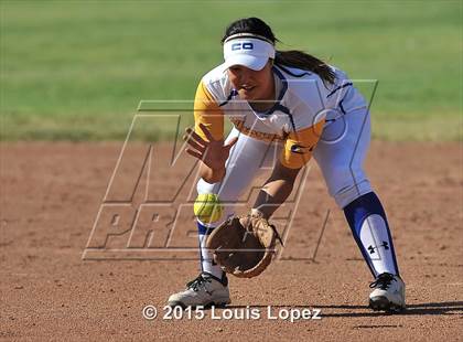 Thumbnail 3 in Redlands @ Charter Oak photogallery.