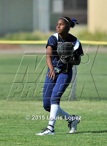 Thumbnail 2 in Redlands @ Charter Oak photogallery.
