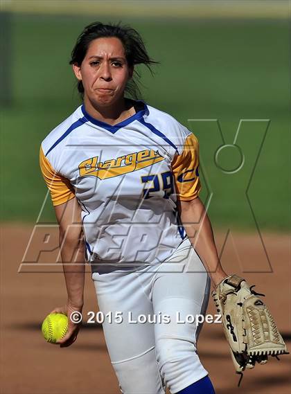 Thumbnail 1 in Redlands @ Charter Oak photogallery.