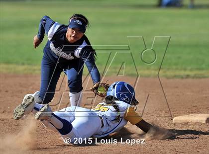 Thumbnail 1 in Redlands @ Charter Oak photogallery.