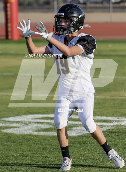 Thumbnail 2 in Round Valley @ Seton Catholic photogallery.
