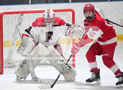 Thumbnail 3 in Greenwich @ Fairfield Warde/Ludlowe photogallery.