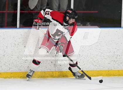 Thumbnail 1 in Greenwich @ Fairfield Warde/Ludlowe photogallery.