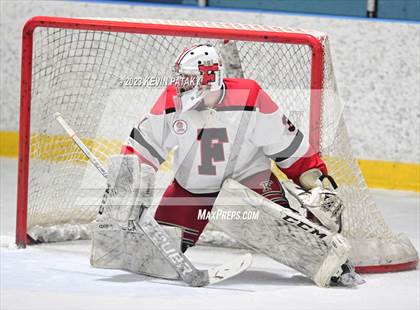 Thumbnail 2 in Greenwich @ Fairfield Warde/Ludlowe photogallery.