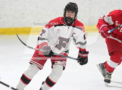 Thumbnail 3 in Greenwich @ Fairfield Warde/Ludlowe photogallery.