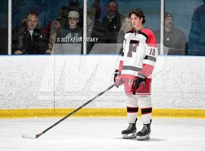 Thumbnail 3 in Greenwich @ Fairfield Warde/Ludlowe photogallery.
