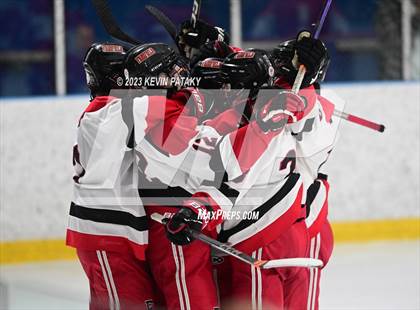 Thumbnail 3 in Greenwich @ Fairfield Warde/Ludlowe photogallery.
