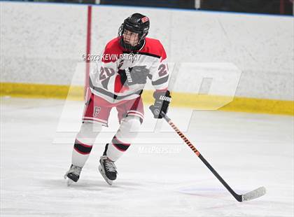 Thumbnail 3 in Greenwich @ Fairfield Warde/Ludlowe photogallery.