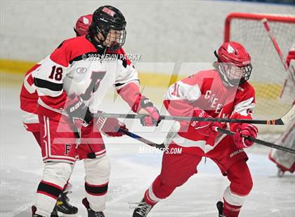 Thumbnail 3 in Greenwich @ Fairfield Warde/Ludlowe photogallery.