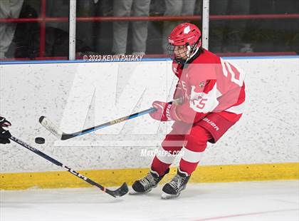 Thumbnail 3 in Greenwich @ Fairfield Warde/Ludlowe photogallery.
