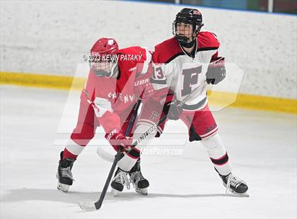 Thumbnail 1 in Greenwich @ Fairfield Warde/Ludlowe photogallery.