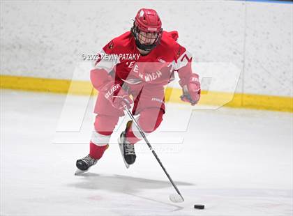 Thumbnail 3 in Greenwich @ Fairfield Warde/Ludlowe photogallery.