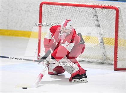 Thumbnail 3 in Greenwich @ Fairfield Warde/Ludlowe photogallery.