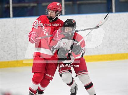 Thumbnail 3 in Greenwich @ Fairfield Warde/Ludlowe photogallery.