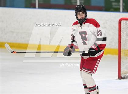 Thumbnail 3 in Greenwich @ Fairfield Warde/Ludlowe photogallery.