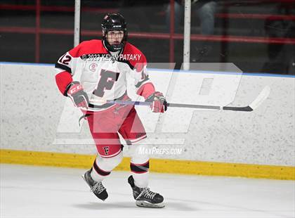 Thumbnail 2 in Greenwich @ Fairfield Warde/Ludlowe photogallery.