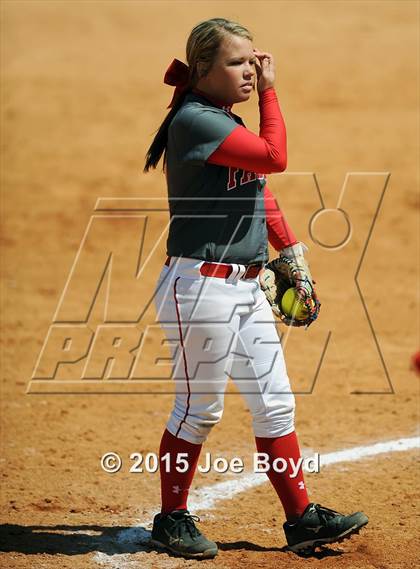 Thumbnail 3 in Lincoln County vs. Cullman photogallery.