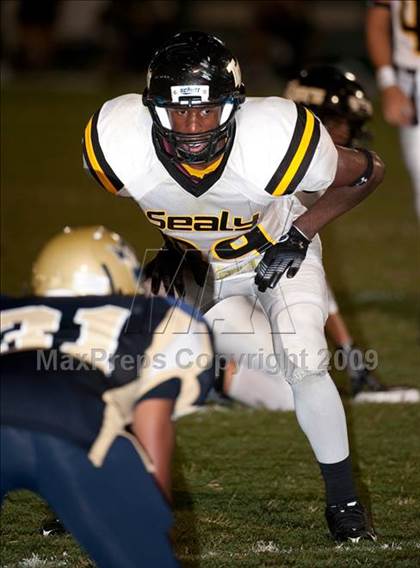 Thumbnail 2 in Second Baptist vs. Sealy photogallery.
