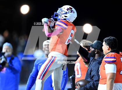 Thumbnail 2 in Warde @ Danbury photogallery.