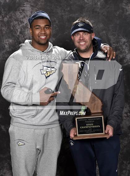 Thumbnail 1 in St. John Bosco (CIF State Open Awards) photogallery.