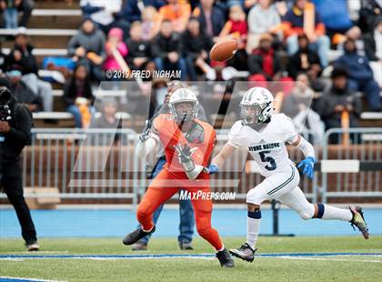Thumbnail 1 in Maury vs. Stone Bridge (VHSL Class 5 Final) photogallery.