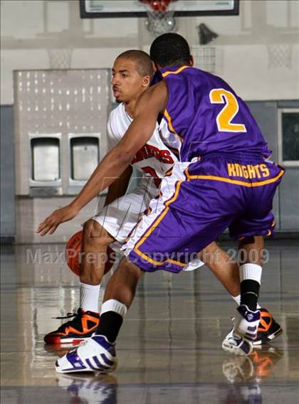 Thumbnail 3 in Lynwood vs. Artesia (Lynwood Christmas Challenge) photogallery.